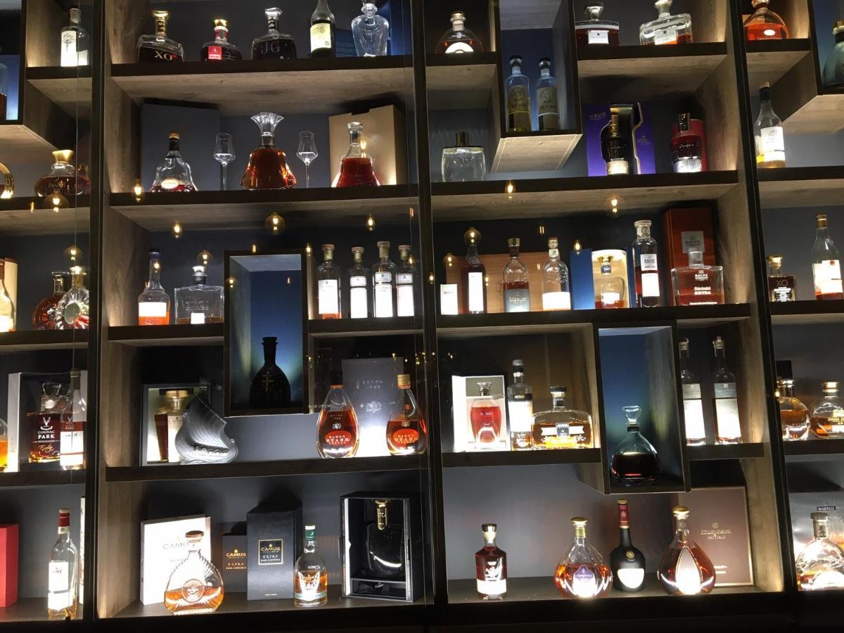 Suite En Terrasse A Cognac Exterior photo