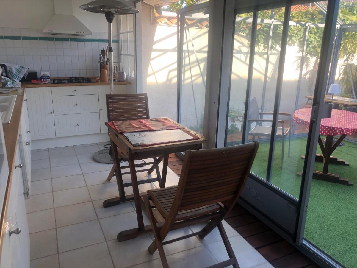 Suite En Terrasse A Cognac Exterior photo