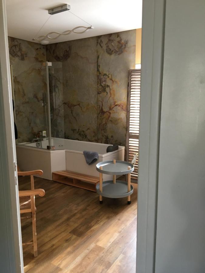 Suite En Terrasse A Cognac Exterior photo