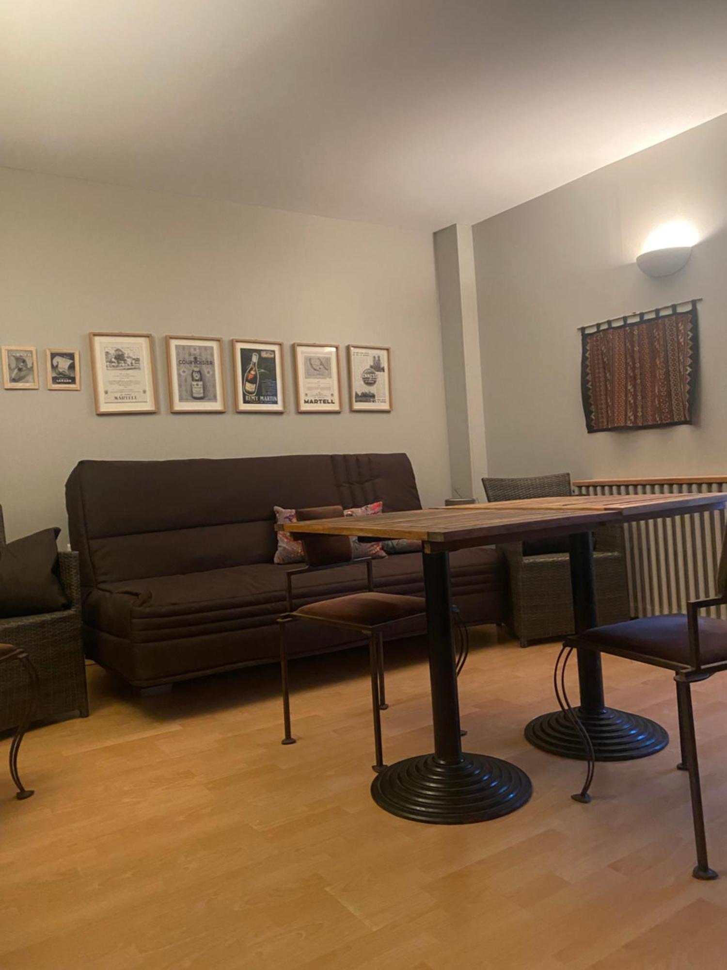 Suite En Terrasse A Cognac Exterior photo