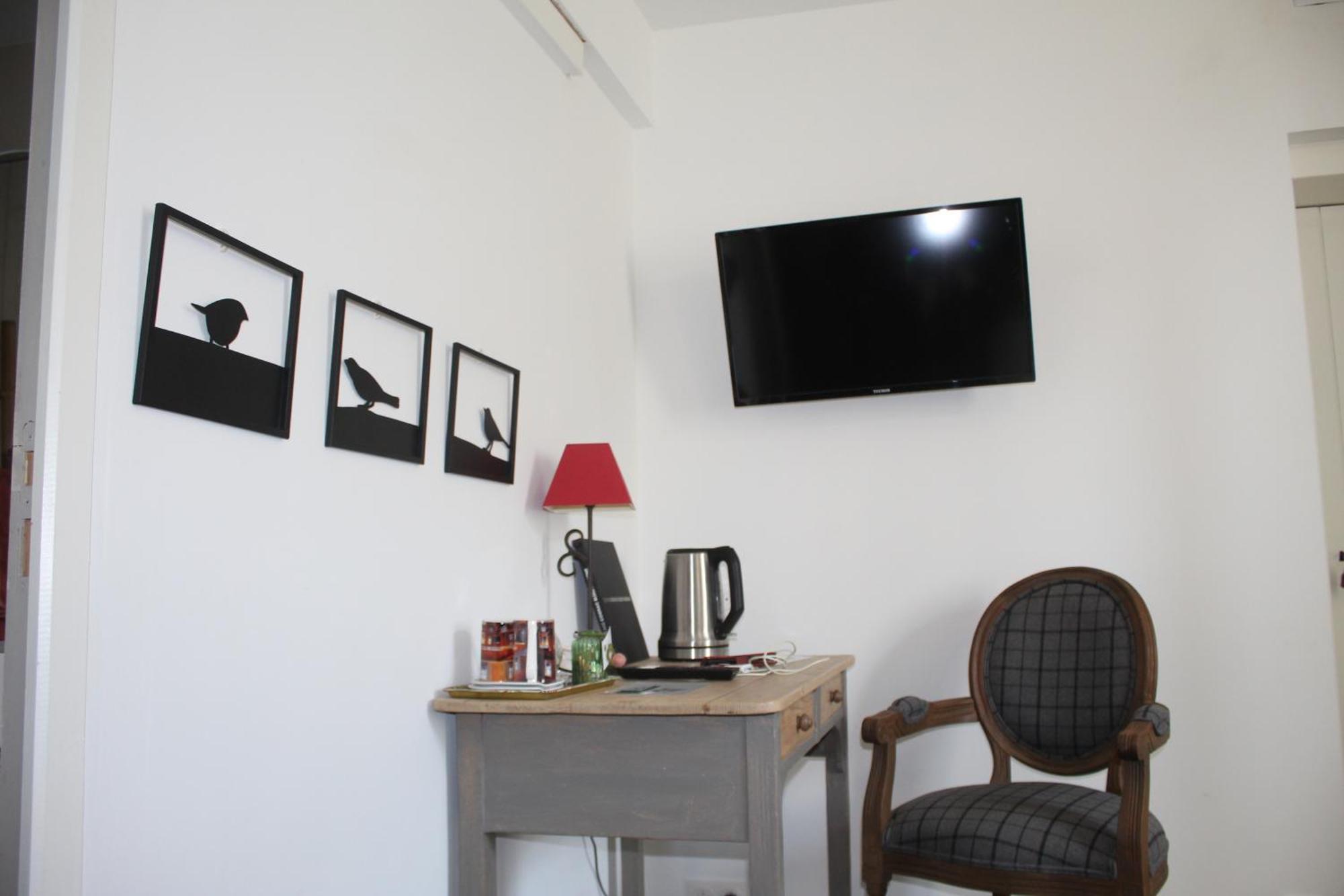 Suite En Terrasse A Cognac Exterior photo